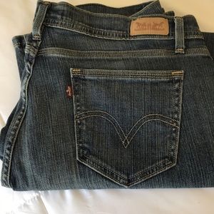 Levi’s 549 Curvy Bootcut